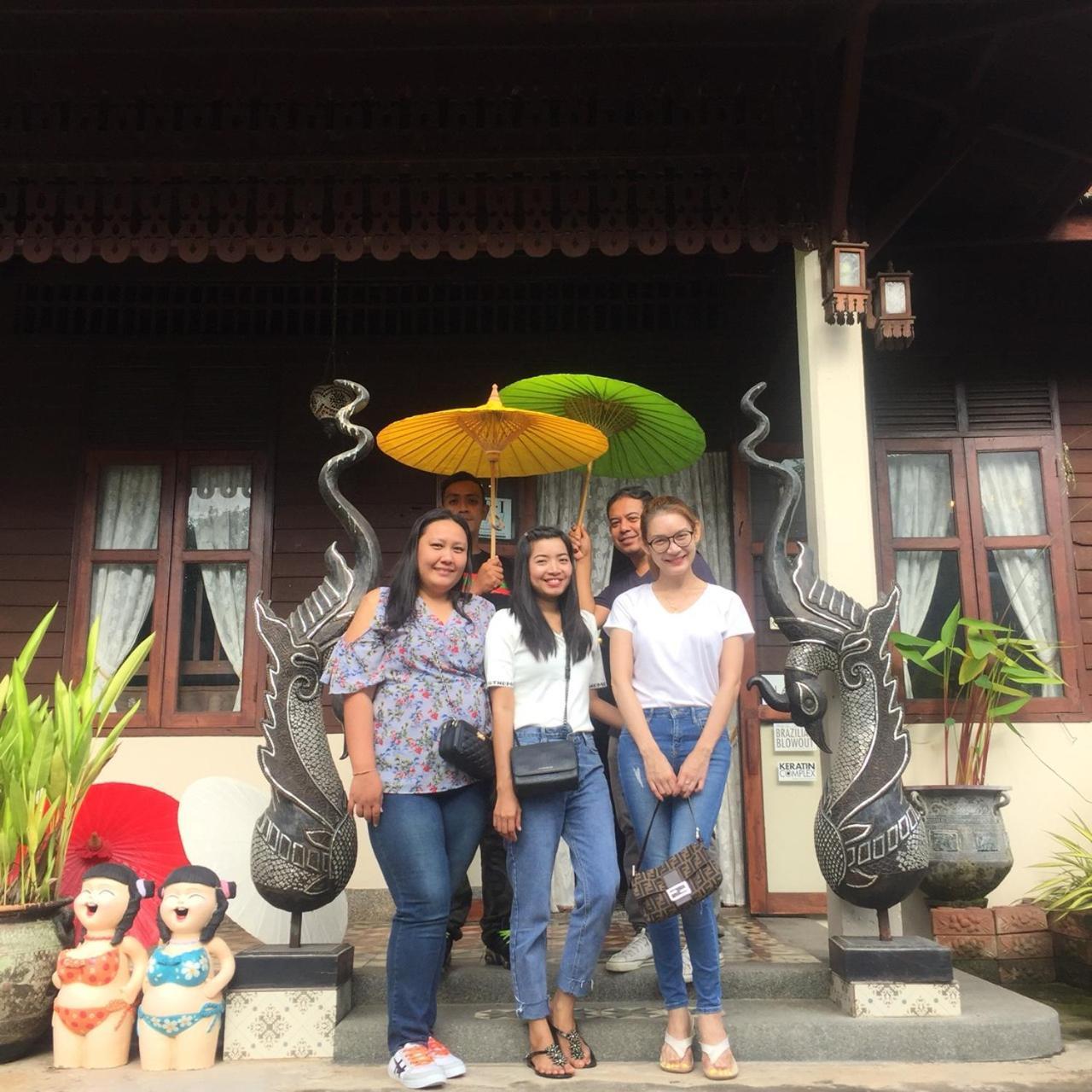 Baan Sithepaban Guesthouse Phitsanulok Exterior foto