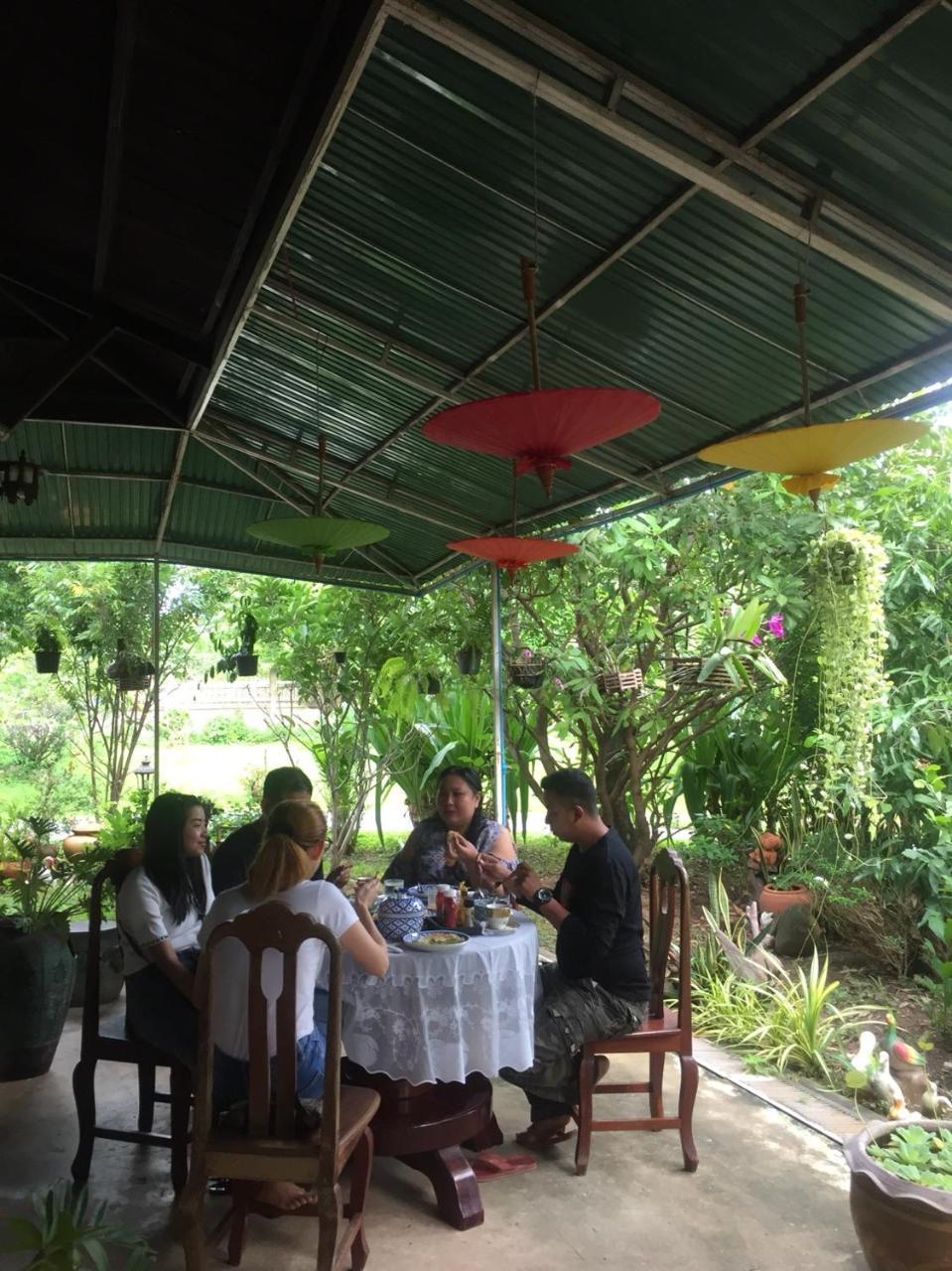 Baan Sithepaban Guesthouse Phitsanulok Exterior foto